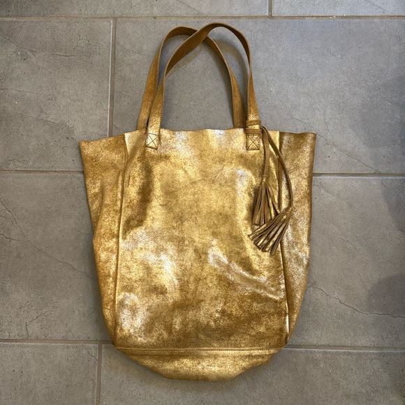 Shiraleah metallic gold leather bag - Picture 1 of 10